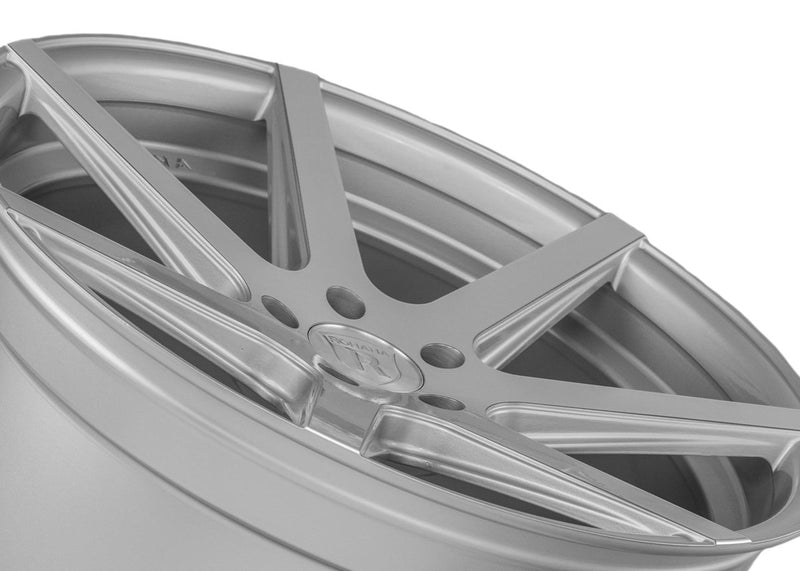 Rohana RC7 20-inch Alloy Wheel Silver Finish