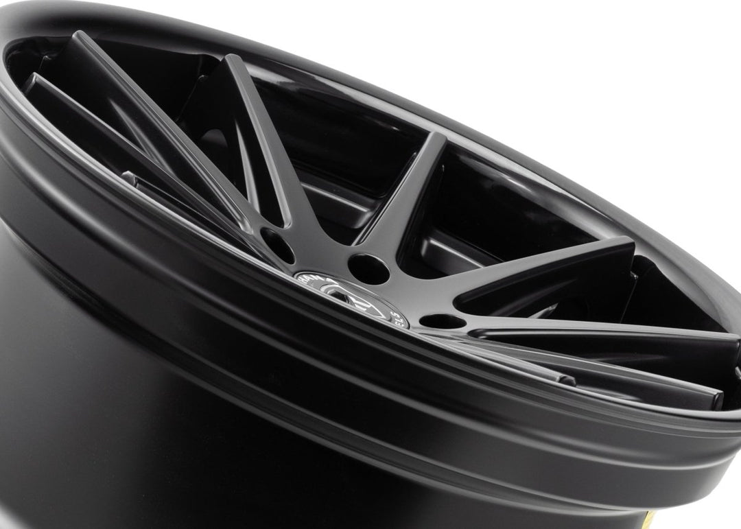 Rohana RFC10 20 - Inch Machined Aluminum Wheel