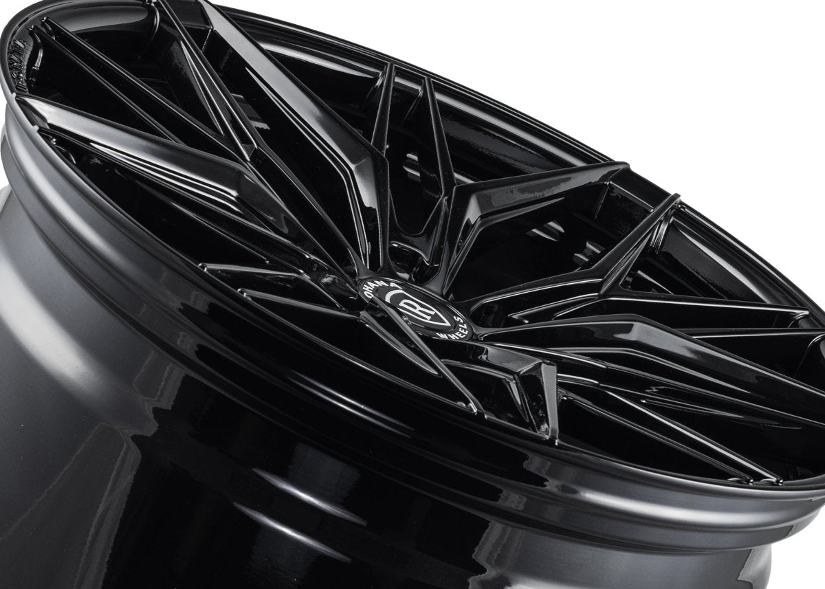 Rohana RFX17 20-Inch Alloy Wheel in Gloss Black Finish